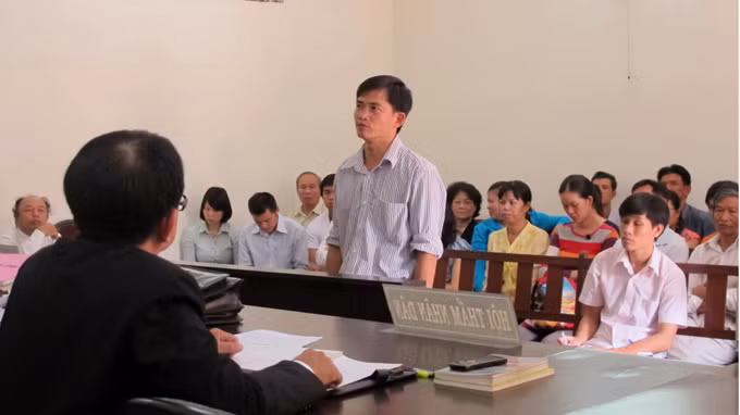 Ông Trần Anh Huy tại phiên tòa - Ảnh: Chi Mai Ông Trần Anh Huy tại phiên tòa - Ảnh: Chi Mai