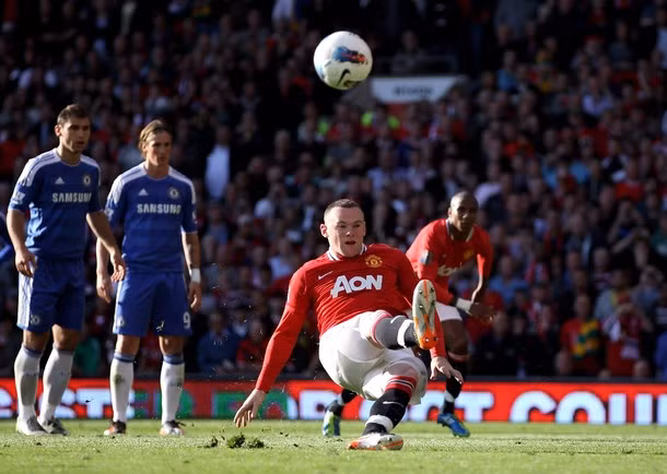 Đây có lẽ là cú sút phạt đền vô duyên nhất của Rooney.