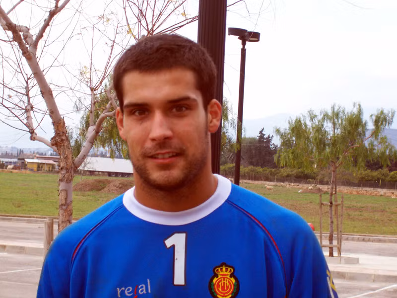 ... Miguel Angel Moya, một thủ môn khá xoàng ở Tây Ban Nha. Anh được Valencia đem cho Getafe mượn. ... Miguel Angel Moya, một thủ môn khá xoàng ở Tây Ban Nha. Anh được Valencia đem cho Getafe mượn.