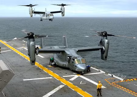 Máy bay cánh xoay V-22 Osprey Mỹ