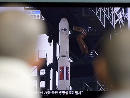 Tên lửa Unha-3 có thể đã dùng tới công nghệ của Iran. Tên lửa Unha-3 có thể đã dùng tới công nghệ của Iran.