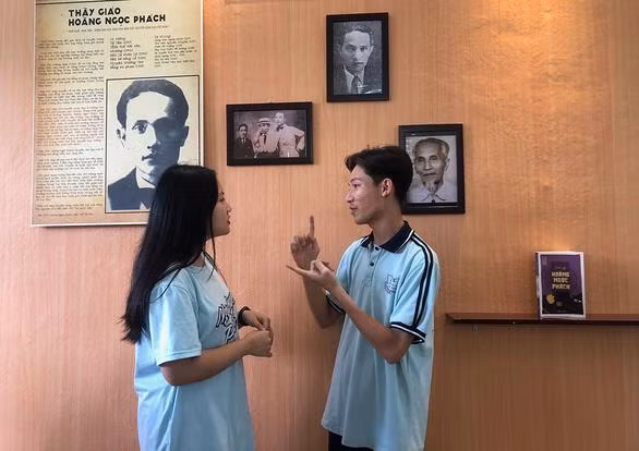 Phòng học danh nhân mang tên nhà giáo Hoàng Ngọc Phách (Ảnh: CTV)