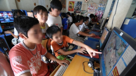 Nhiều thú vui lôi cuốn học sinh. Nhiều thú vui lôi cuốn học sinh.
