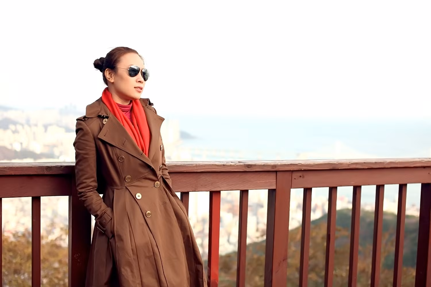 Bên cạnh đó, cô cũng giải thưởng MAMA của Hàn Quốc. Bên cạnh đó, cô cũng giải thưởng MAMA của Hàn Quốc.