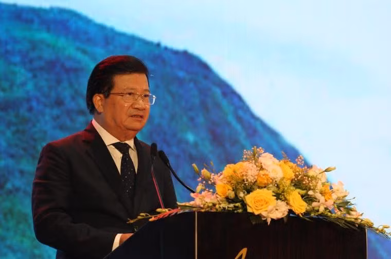 Phó Thủ tướng Trịnh Đình Dũng khẳng định Chính phủ luôn đồng hành cũng doanh nghiệp (Ảnh: dangcongsan.vn). Phó Thủ tướng Trịnh Đình Dũng khẳng định Chính phủ luôn đồng hành cũng doanh nghiệp (Ảnh: dangcongsan.vn).