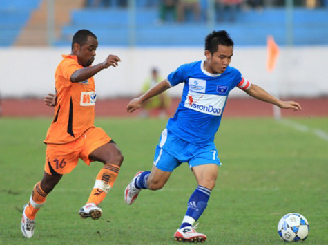Đội bóng Hòa Phát.HN (xanh) sát nhập HN.ACB trước V-League 2012 Đội bóng Hòa Phát.HN (xanh) sát nhập HN.ACB trước V-League 2012