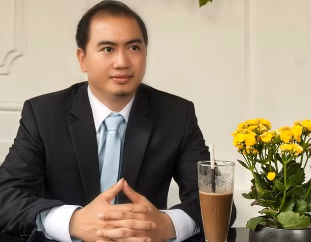 Nguyên đại biểu, luật sư "bốc thuốc, chữa bệnh hứa suông" của dân biểu ảnh 1 Nguyên đại biểu, luật sư "bốc thuốc, chữa bệnh hứa suông" của dân biểu ảnh 1
