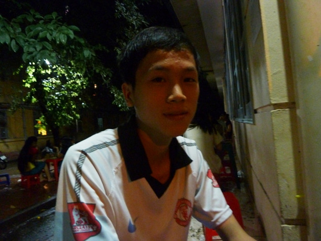 Nam"đơn thương độc mã" xuống Hà Nội thi vào ĐH Bách Khoa. Em nói rằng thích tự đi hơn là bố mẹ đưa đi.