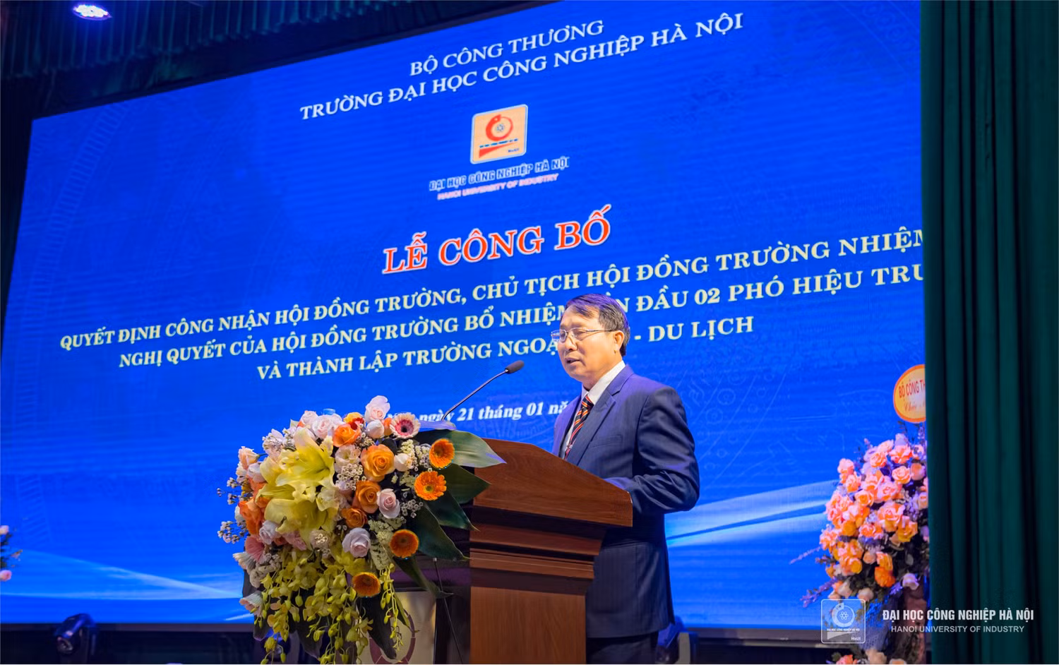 Phó Giáo sư, Tiến sĩ Lê Hồng Quân - Chủ tịch Hội đồng trường Trường Đại học Công nghiệp Hà Nội. (Ảnh: website nhà trường) Phó Giáo sư, Tiến sĩ Lê Hồng Quân - Chủ tịch Hội đồng trường Trường Đại học Công nghiệp Hà Nội. (Ảnh: website nhà trường)
