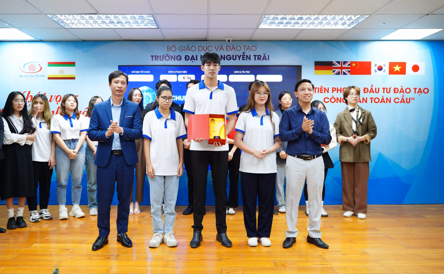 Dự án "Trà gạo trái cây Nhân Bình" xuất sắc giành giải Nhất cuộc thi.