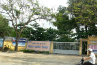 TPHCM: THCS Trần Quốc Toản chuyển học sinh không bán trú học cơ sở xa nhà, hiệu trưởng nói gì?