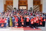 Thủ tướng: Khẩn trương xây dựng Đề án phát hiện và bồi dưỡng nhân tài trẻ Việt Nam