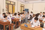 Tăng tiết cuối năm học, thầy trò đều áp lực để "chạy cho kịp" thay vì "học cho chắc"