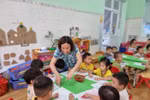 Dự kiến được hưởng phụ cấp ưu đãi 45-80%, thu nhập GV mầm non ra sao?