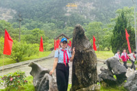 Cô giáo vùng cao 15 năm “giữ lửa” công tác Đội, dạy học sinh cách tự tin và trưởng thành