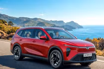 Ưu đãi “Vì tương lai xanh” lần 2 tạo động lực cho gia đình đổi xe xăng sang VinFast VF MPV 7