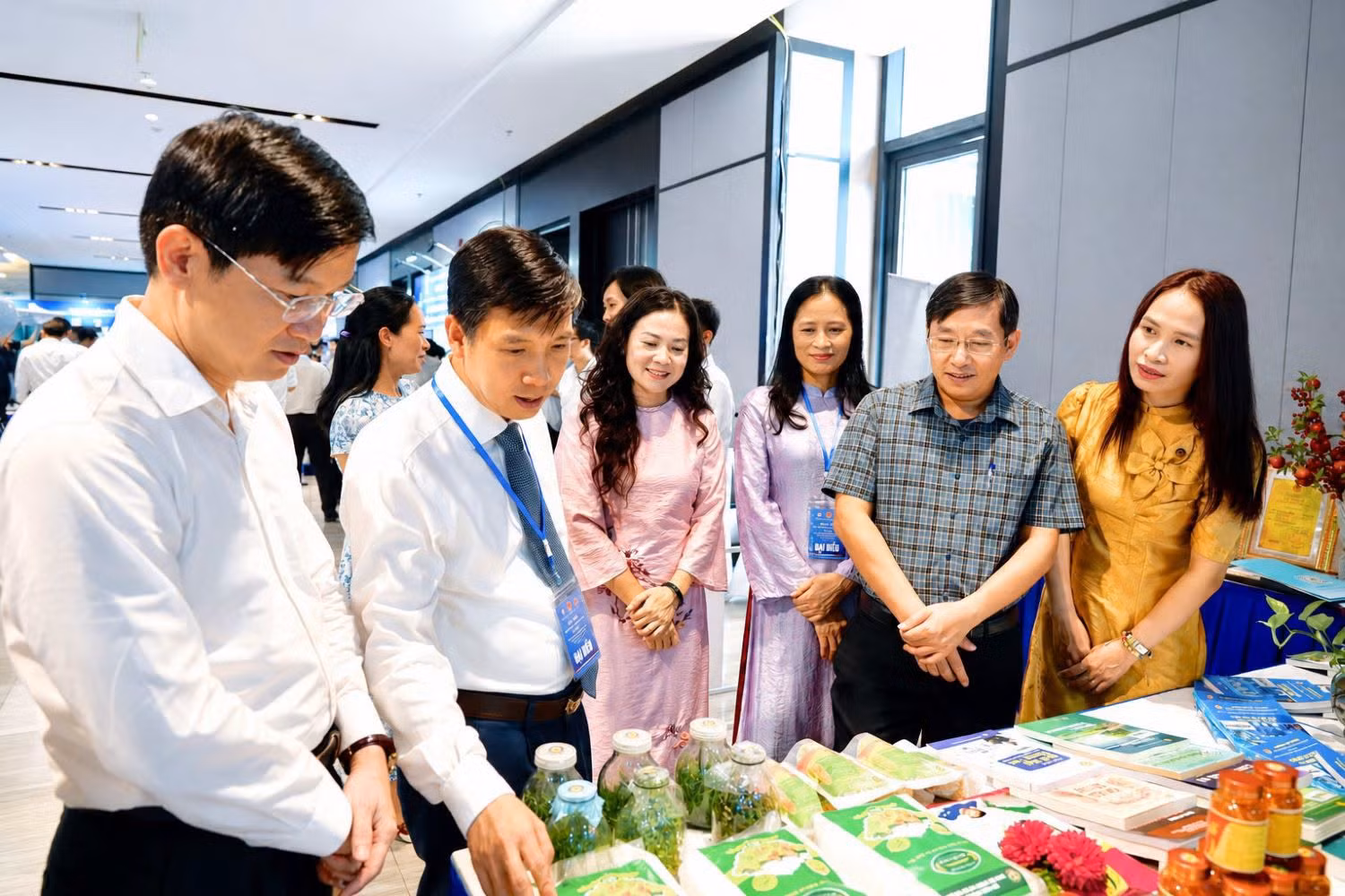 Trường Đại học Hồng Đức tham dự Hội nghị đối thoại với doanh nghiệp năm 2026 do Ủy ban nhân dân tỉnh Thanh Hóa tổ chức. Ảnh: HDU
