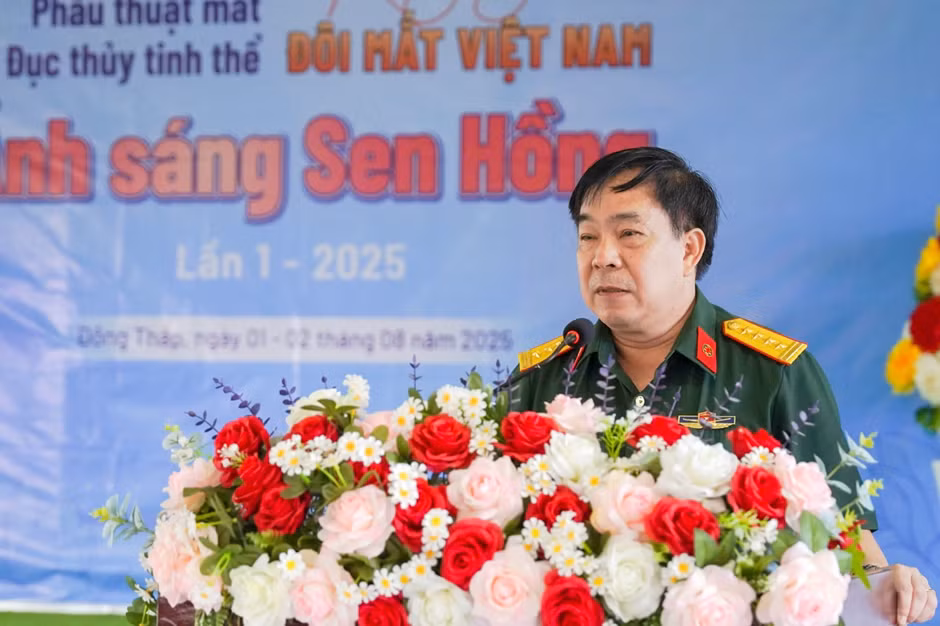 Đại tá, Tiến sĩ Nguyễn Việt Cường - Phó Giám đốc Bệnh viện Quân y 175 phát biểu khai mạc tại chương trình.