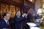 Tổng Bí thư, Chủ tịch nước Tô Lâm dâng hương tưởng niệm các vua Hùng