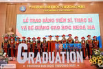 Trường Đại học Thương mại trao bằng tiến sĩ, thạc sĩ và bế giảng cao học khóa 30A