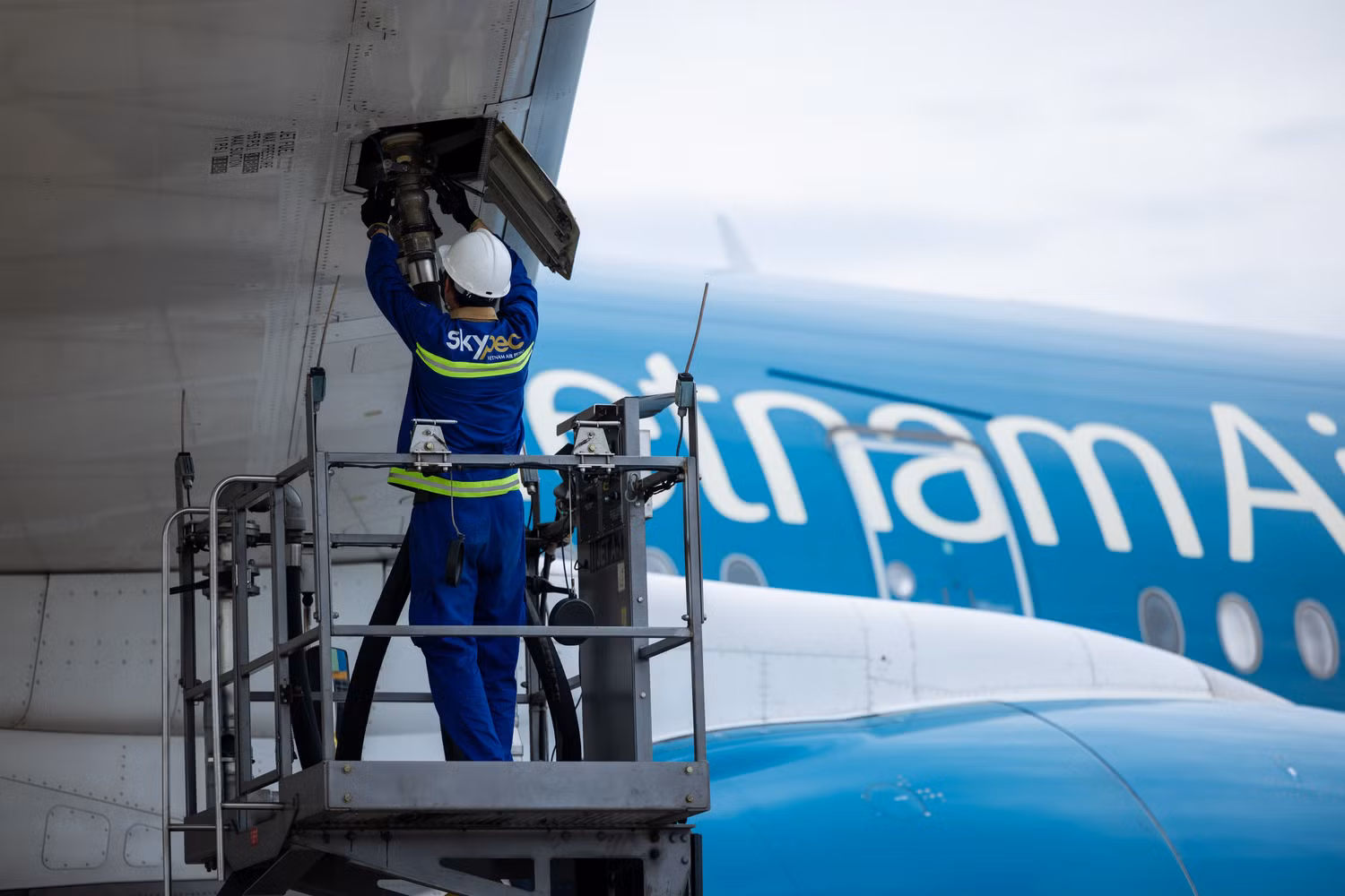 anh-11-cac-hang-hang-khong-thuoc-iata-dat-muc-tieu-dat-phat-thai-rong-bang-0-net-zero-vao-nam-2050-trong-do-nhien-lieu-hang-khong-ben-vung-saf-du-kien-dong-gop-toi-65-muc-giam-phat-thai-can-thiet.jpg