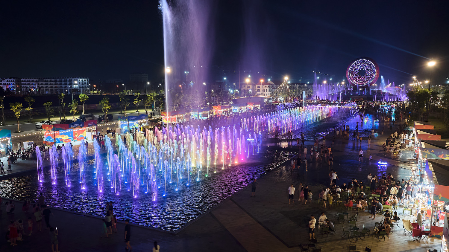 show-nhac-nuoc-quy-mo-lon-bac-nhat-viet-nam-2.jpg