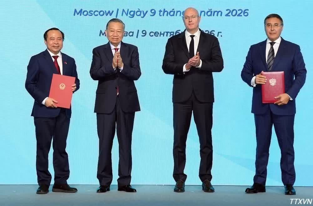 vna-potal-tong-bi-thu-chu-tich-nuoc-to-lam-du-dien-dan-khoa-hoc-va-cong-nghe-viet-nam-lien-bang-nga-194.jpg