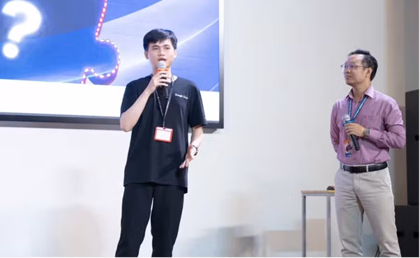 Với Hoàng Tú, mỗi lần thử sức không chỉ để tìm kiếm một giải thưởng hay khẳng định chính mình, mà còn là cách để mở thêm những con đường mới, rực rỡ hơn.