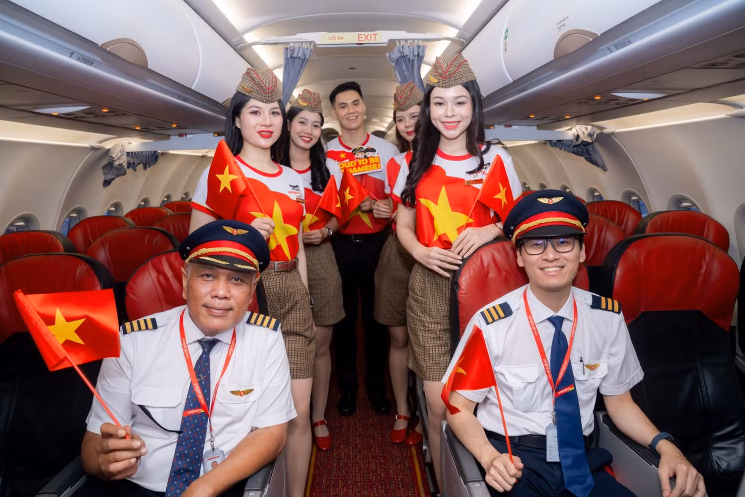 6e4a197f-a10c-49c1-9f83-0ce5aa18cbc6.jpg