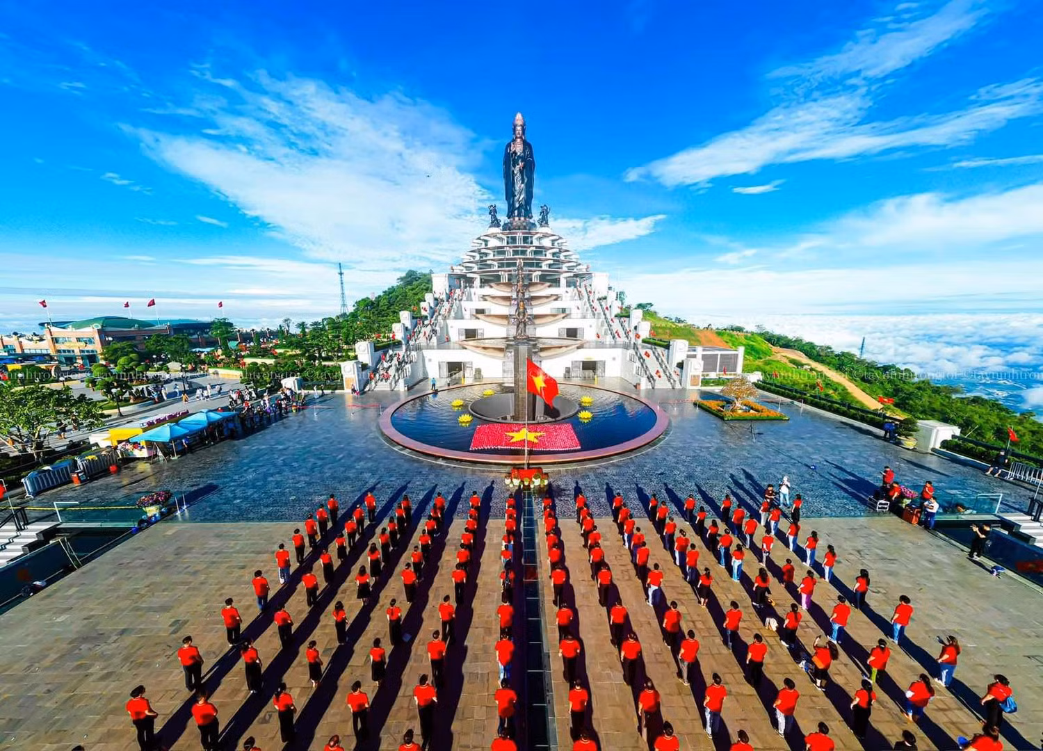 nui-ba-1.jpg