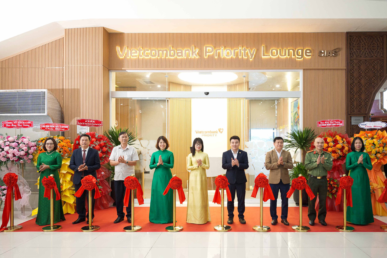 khai-truong-vietcombank-priority-lounge-cam-ranh-4.jpg