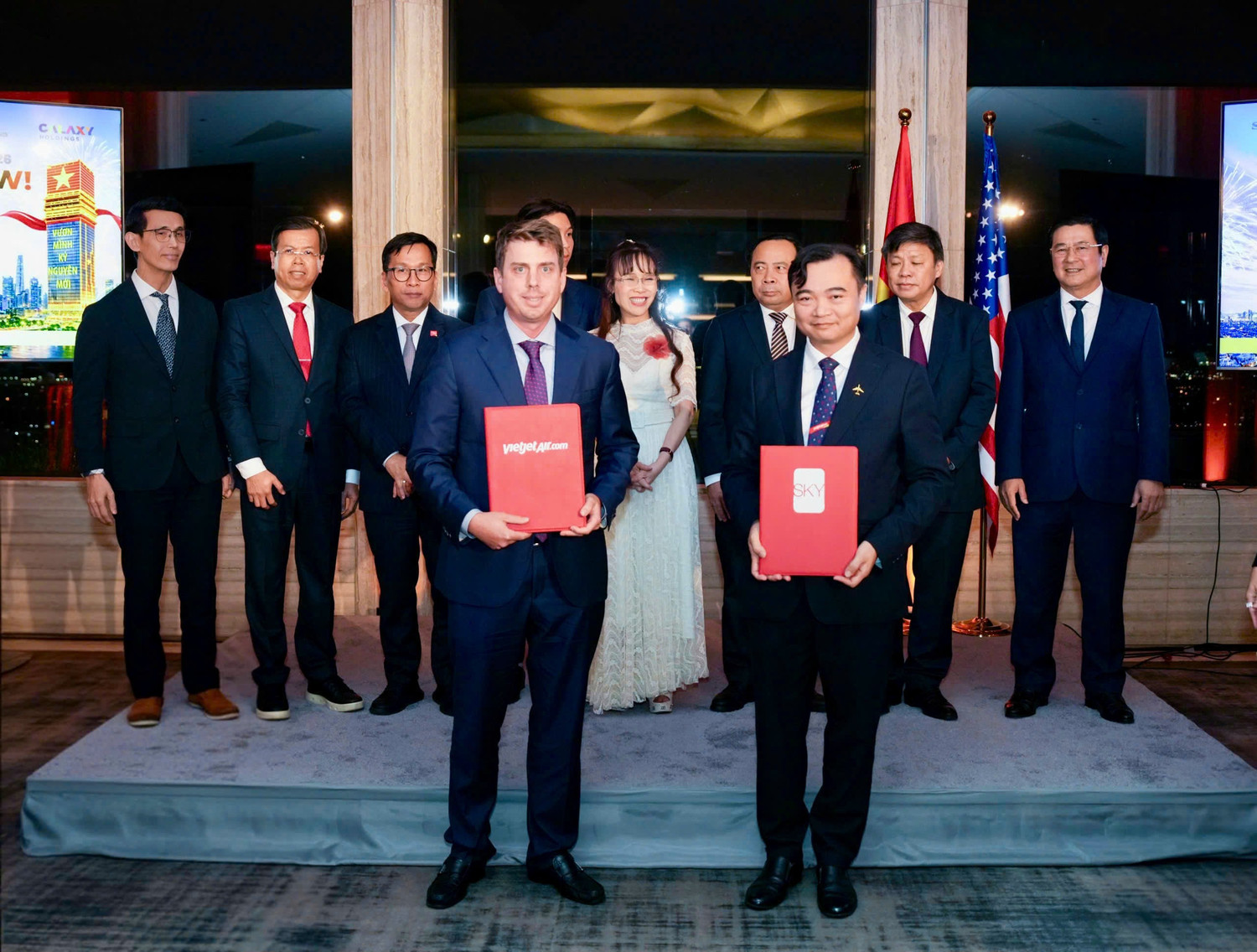 photo-2-vietjet-sky-leasing.jpg