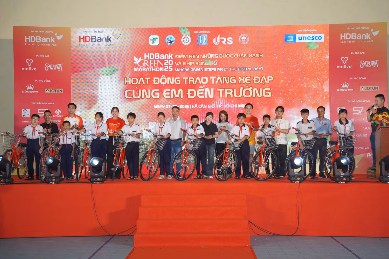 hdb6-1788850796426.jpg