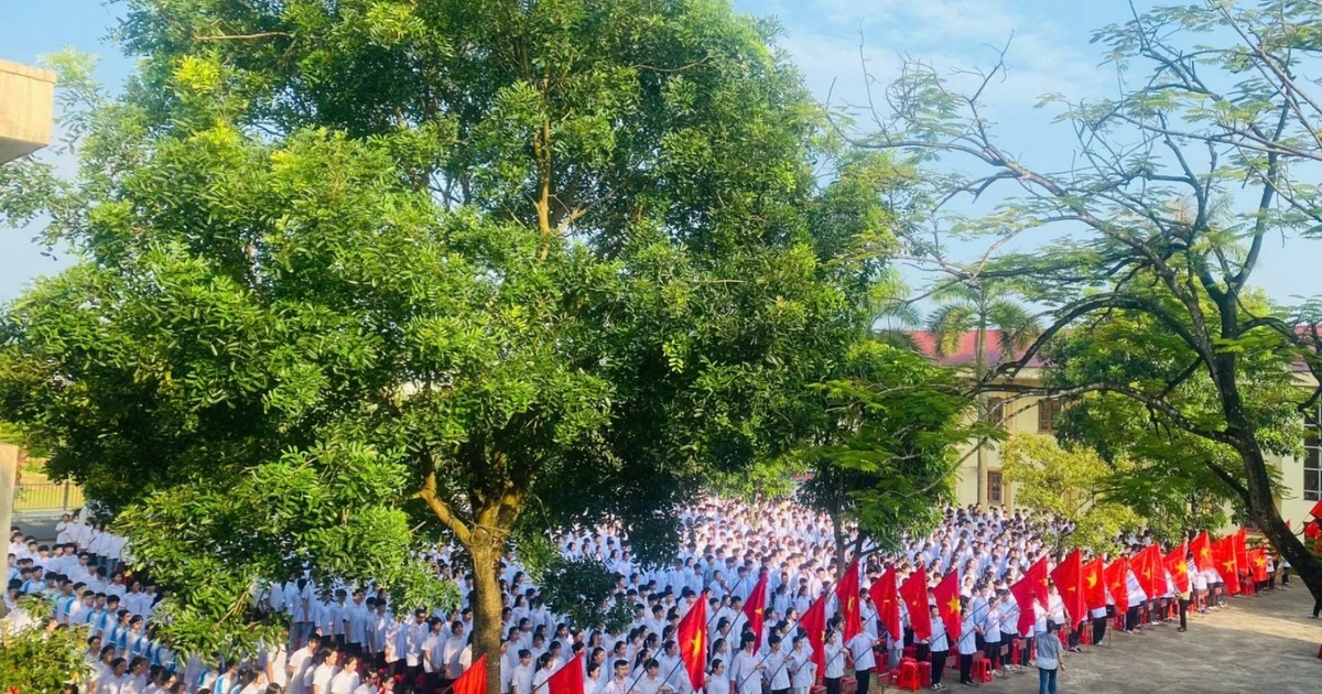 Đánh giá xếp loại viên chức cơ sở giáo dục theo quy định mới: Hiệu trưởng nêu một số trăn trở