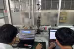Hoạt động thực hành của sinh viên ngành Công nghệ kỹ thuật điện, điện tử của Trường Đại học Thái Bình. Ảnh: NTCC
