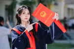 Thủ khoa toàn quốc đến từ Hải Phòng: Thi xong tranh thủ đi làm thêm phụ mẹ
