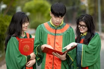 PGS.TS Hoàng Anh Huy nhắn gửi nhiều thông điệp đến tân sinh viên Trường Đại học Lâm nghiệp
