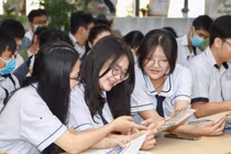 Cùng một mức IELTS nhưng mỗi trường cộng một kiểu: Kiến nghị có thang điểm chung