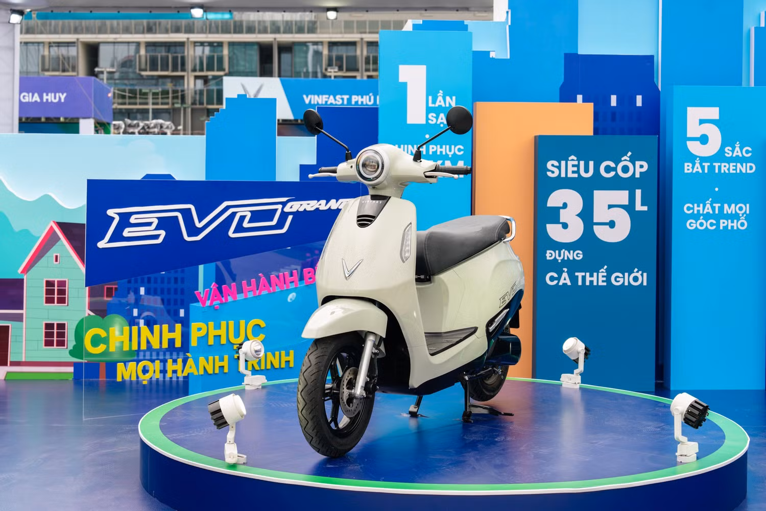vinfast-evo-grand.jpg