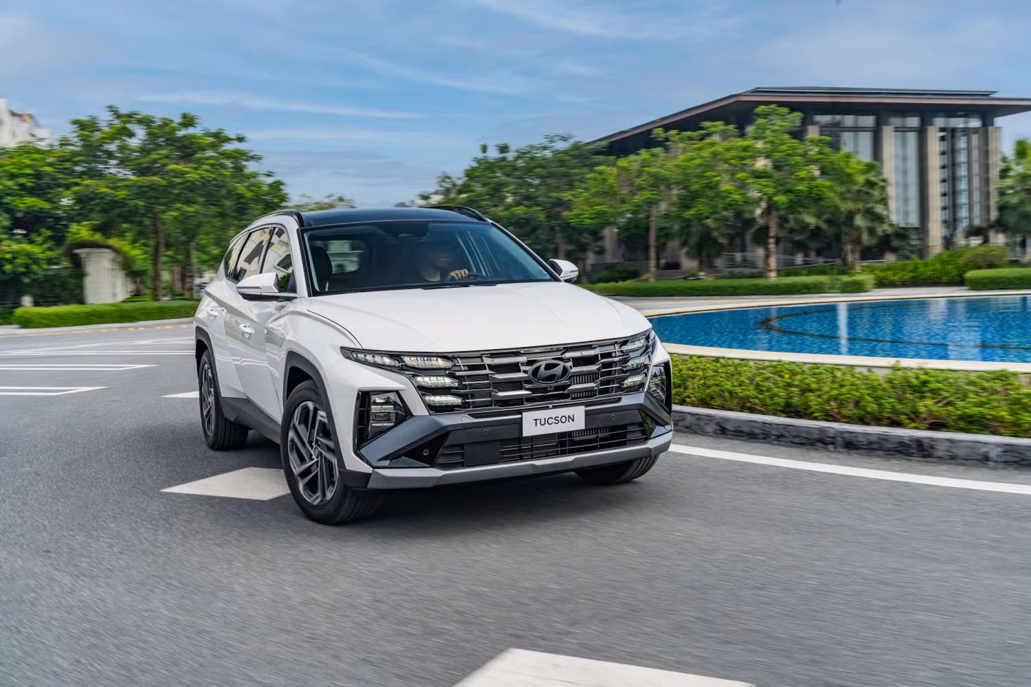 hyundai-tucson.jpg