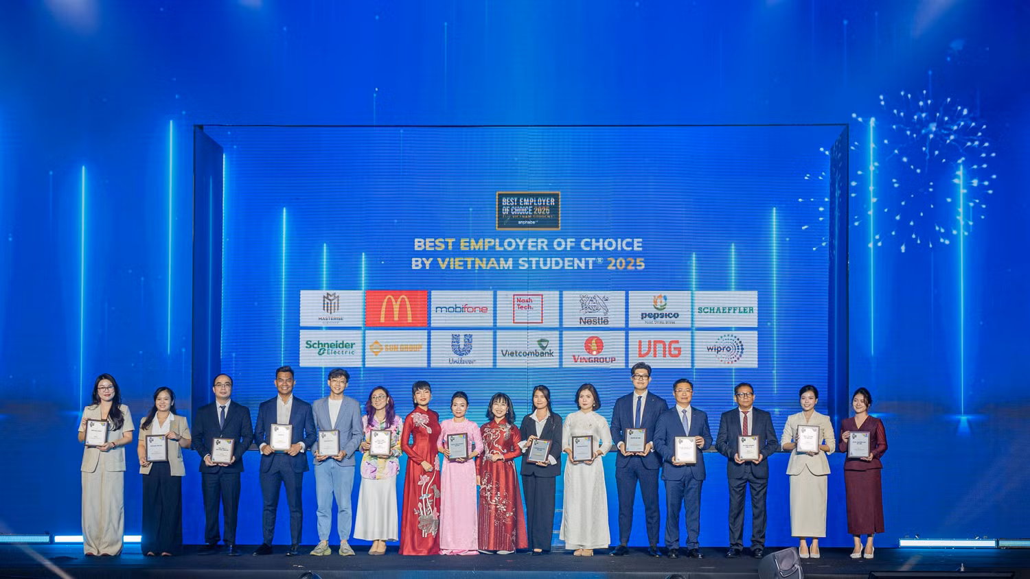 lan-thu-2-gop-mat-trong-top-50-thuong-hieu-nha-tuyen-dung-hap-dan-voi-sinh-vien-viet-nam.jpg
