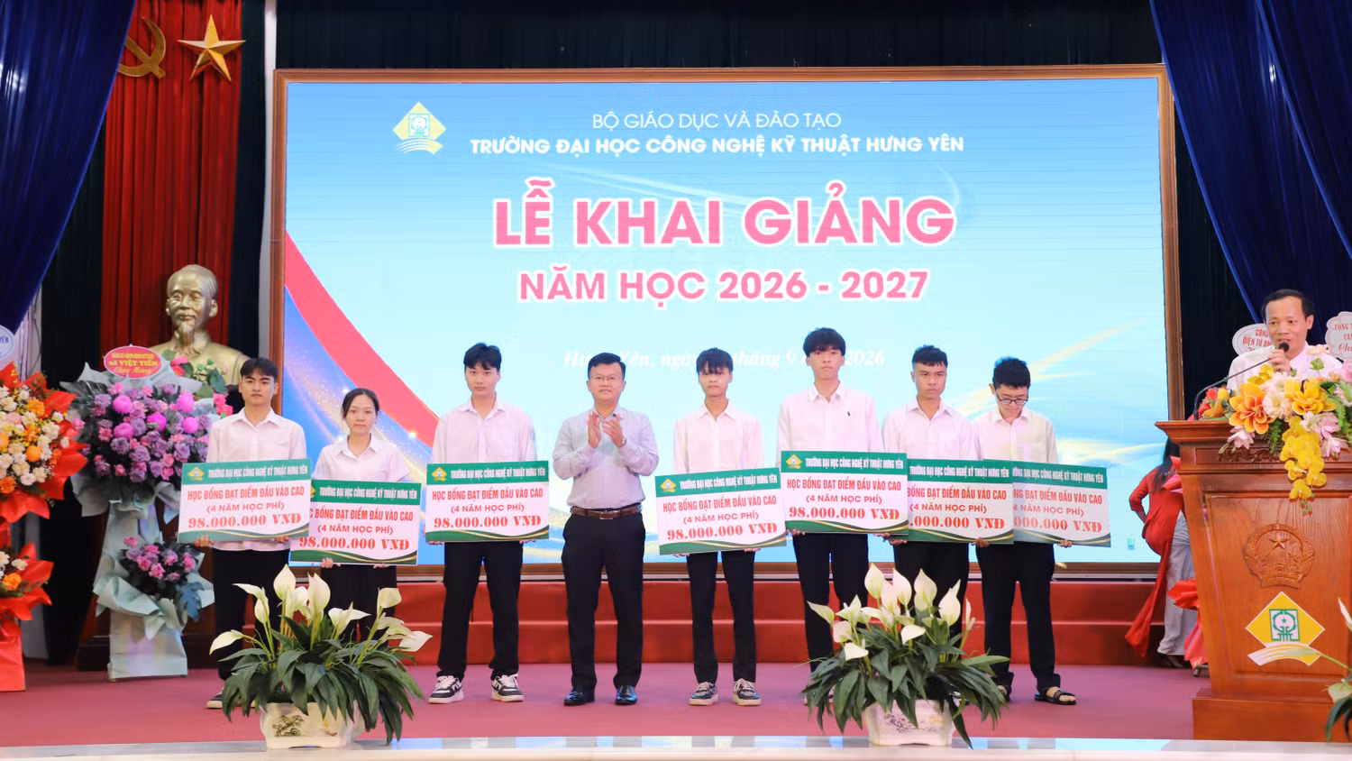 truong-dai-hoc-cong-nghe-ky-thuat-hung-yen-khai-giang-nam-hoc-2026-2027-3.jpg