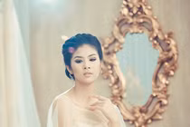 Ngọc Hân diện màu nude kiêu sa như công chúa