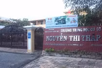 TPHCM: Đăng ký môn liên kết, THCS Nguyễn Thị Thập yêu cầu phụ huynh ký cam kết theo học trong 4 năm