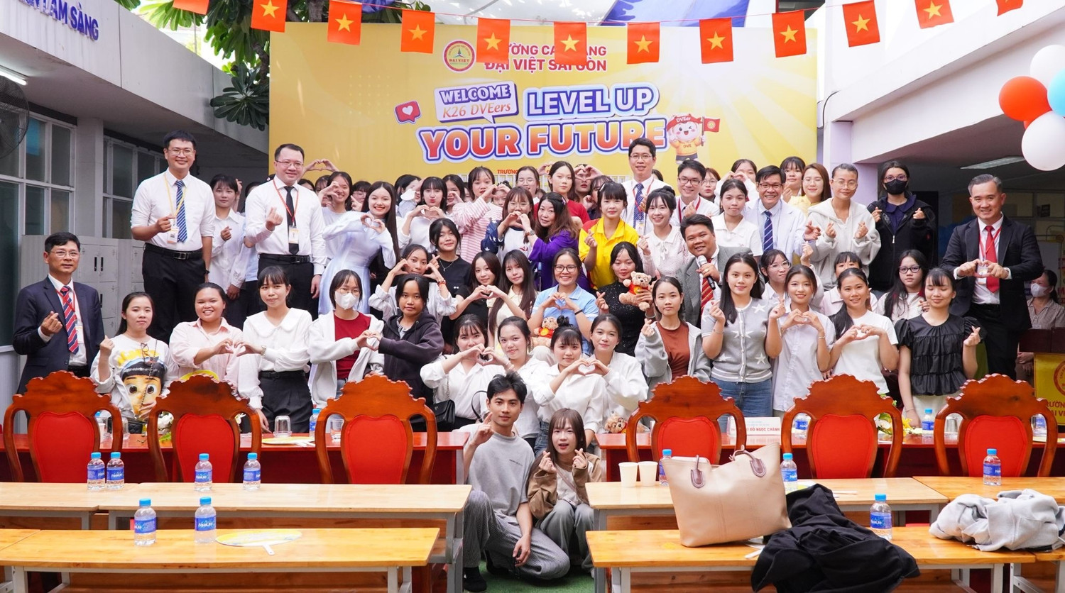 Đông đảo tân sinh viên Trường Cao đẳng Đại Việt Sài Gòn tham gia Ngày hội Chào đón Tân sinh viên khóa 2026 (đợt 1).