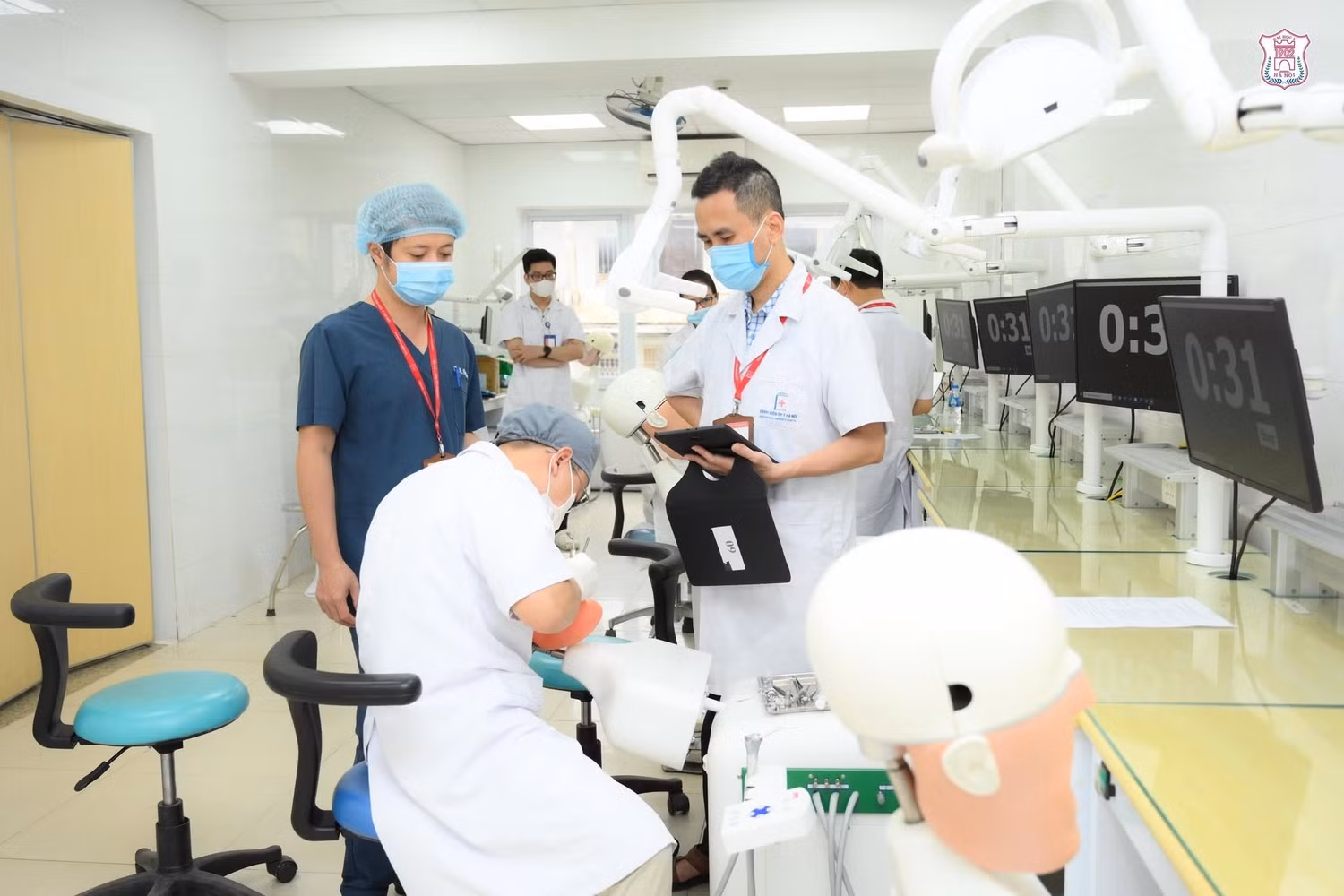 Ảnh minh họa: Sinh viên Trường Đại học Y Hà Nội