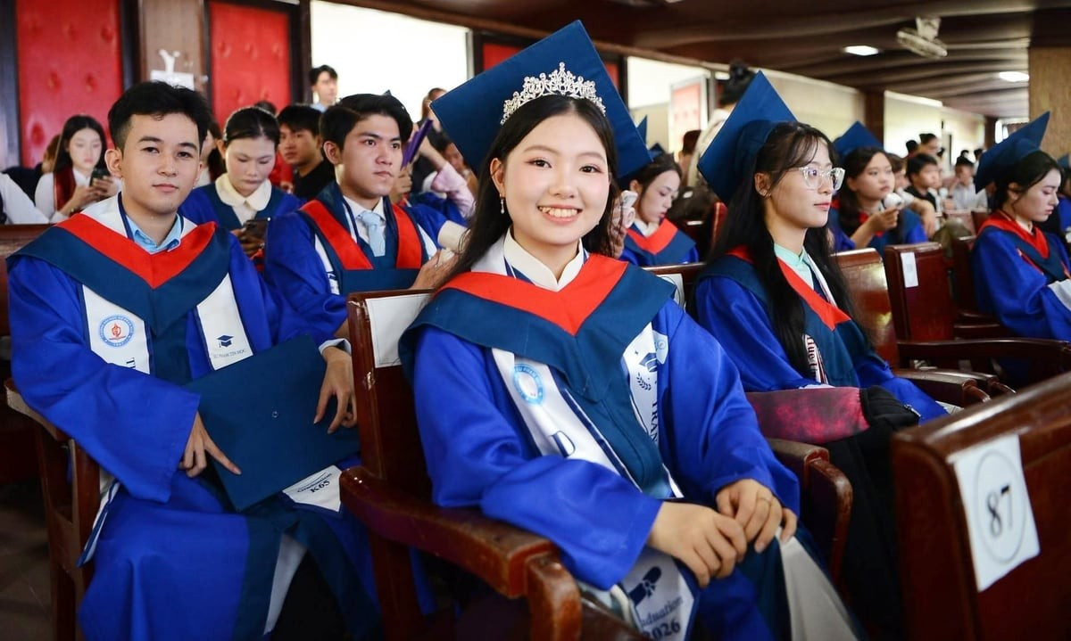 Sinh viên Trường Đại học Sư phạm - Đại học Huế trong lễ tốt nghiệp, tháng 6/2026. Ảnh: Đại học Huế