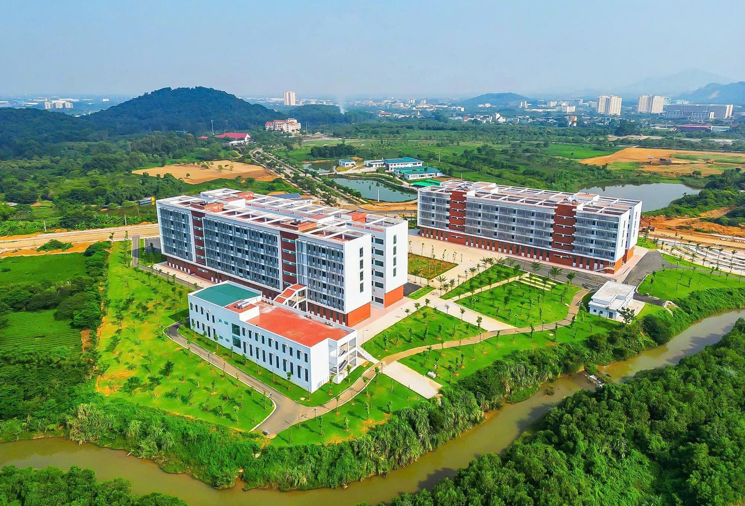 dh-giao-duc.jpg