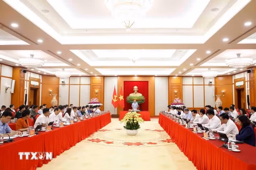 tong-bi-thu-chu-tich-nuoc-lam-viec-voi-nganh-giao-duc-va-dao-tao-1.jpg