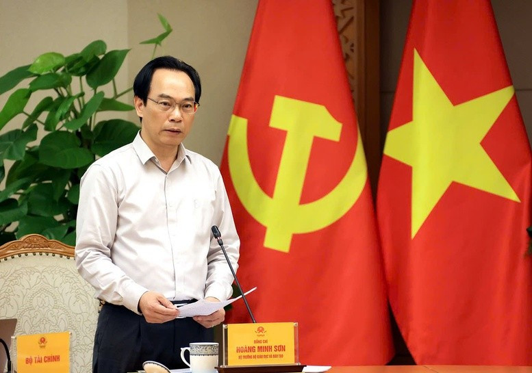 Bộ trưởng Bộ Giáo dục và Đào tạo Hoàng Minh Sơn phát biểu. Ảnh: VGP/Thu Sa